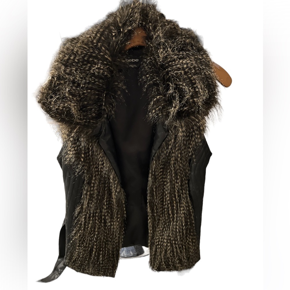Bebe faux furr vest size S